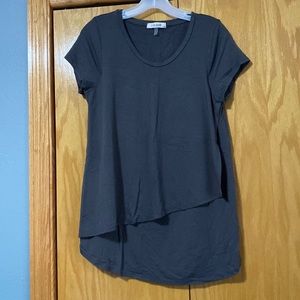 Short sleeve grey shirt